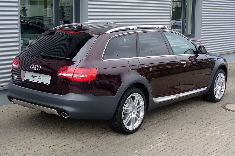 Audi A6 quattro 2009 · 4.2 L · 8 cylinders · Premium Gasoline · Automatic (S6) · 3MODE CLKUP · 4-Wheel or All-Wheel Drive