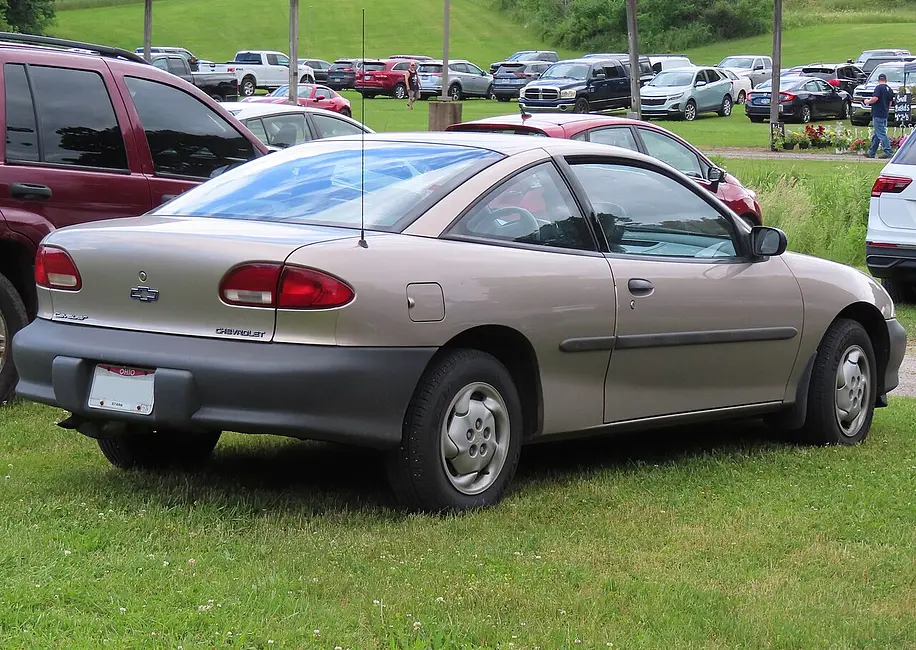 Chevrolet Cavalier 2003 · 2.2 L · 4 cylinders · Regular Gasoline · Automatic 4-spd · CLKUP · Front-Wheel Drive
